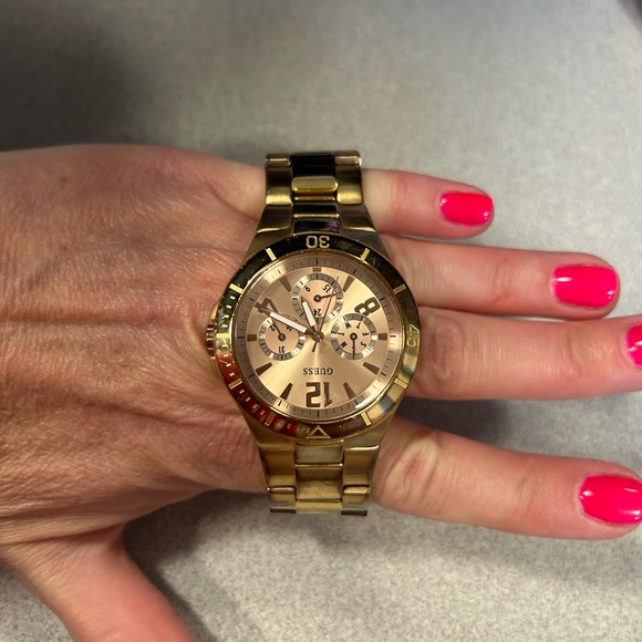 GUESS Watch - Picture 3 of 7